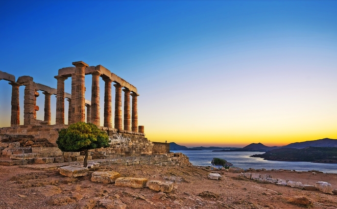 Ruinen eines alten griechischen Tempels von Poseidon